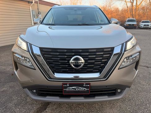 Used 2021 Nissan Rogue SL w/ Premium Package image 18