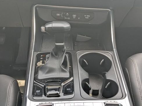 Certified 2026 Kia Carnival SX Prestige FWD image 17