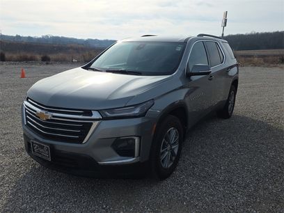 Used 2023 Chevrolet Traverse LT