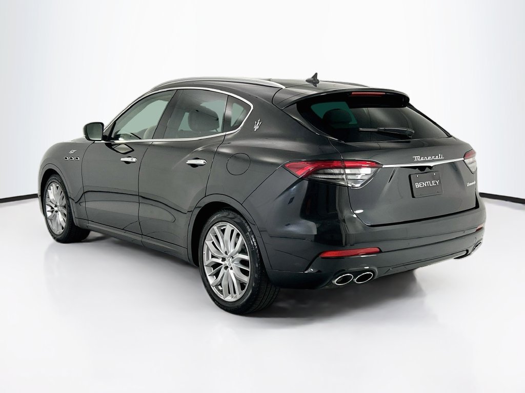 Used 2022 Maserati Levante GT AWD/4WD image 7