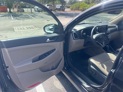 Used 2020 Hyundai Tucson Limited FWD image 6