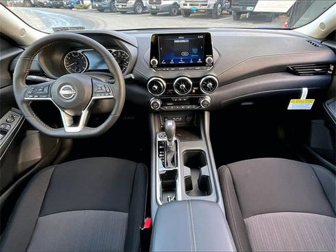 Used 2025 Nissan Sentra SV w/ All-Weather Package image 16