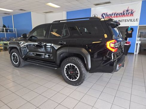 Used 2025 Toyota 4Runner TRD Off-Road Premium AWD/4WD image 6
