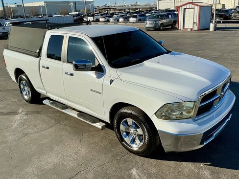 Used 2010 Dodge Ram 1500 Truck SLT image 4