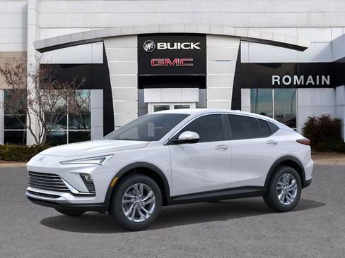 New 2026 Buick Envista Preferred image 2