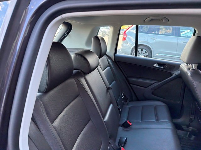 Used 2016 Volkswagen Tiguan S AWD/4WD image 13
