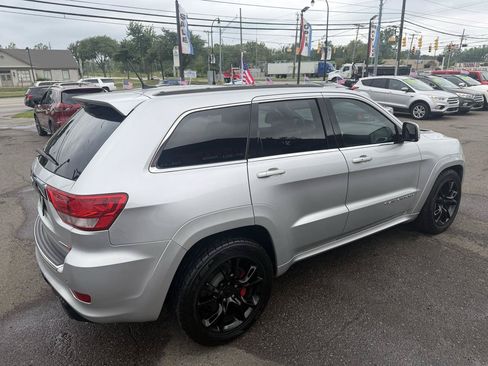 Used 2012 Jeep Grand Cherokee SRT8 w/ Luxury Group II AWD/4WD image 4
