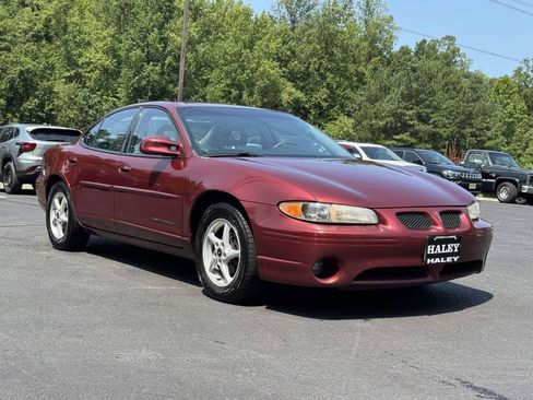 Used 2003 Pontiac Grand Prix SE w/ Equipment Group FWD image 2