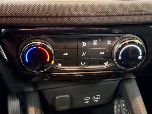 New 2026 Chevrolet TrailBlazer LT w/ LT Cold Weather Package AWD/4WD image 20