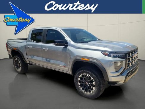 Used 2026 GMC Canyon AT4 AWD/4WD image 1