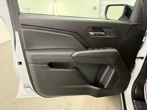 New 2026 GMC Canyon Elevation w/ Convenience Package image 13