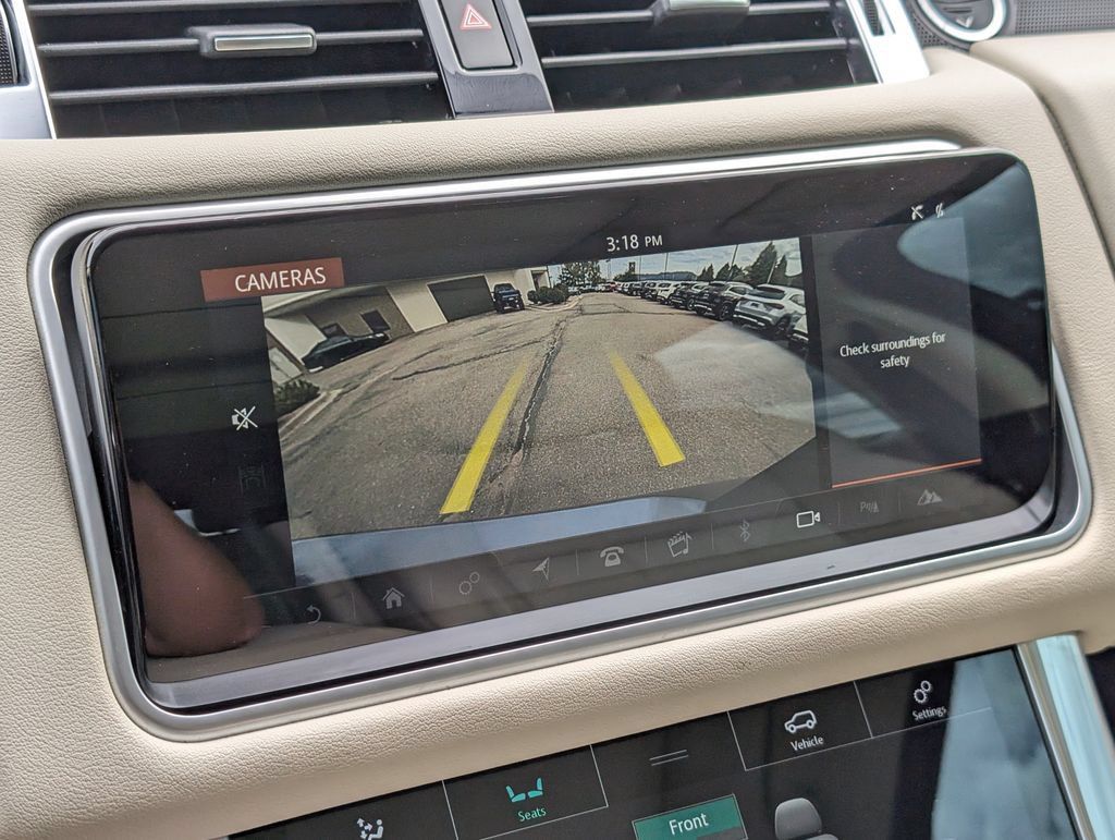 Used 2018 Land Rover Range Rover Sport HSE AWD/4WD image 16