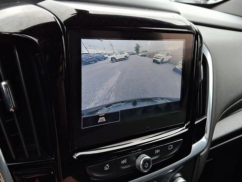 Certified 2023 Chevrolet Traverse LT AWD/4WD image 18
