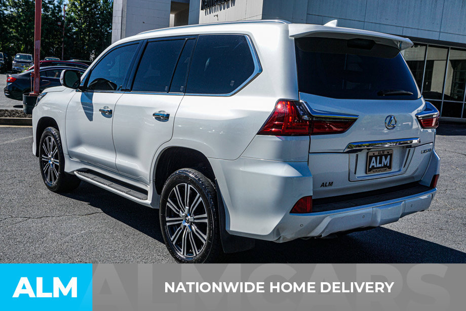 Used 2019 Lexus LX 570 4WD w/ Luxury Package image 4