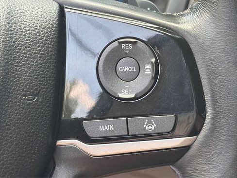 Used 2018 Honda Odyssey EX-L image 35