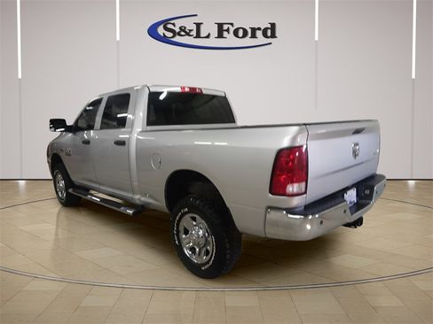 Used 2016 RAM 2500 Tradesman w/ Chrome Appearance Group image 4