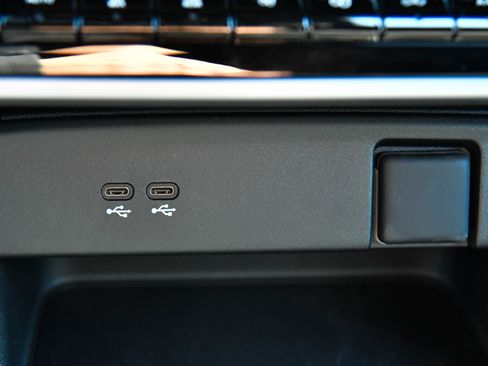 Used 2024 Honda Prologue EX image 28