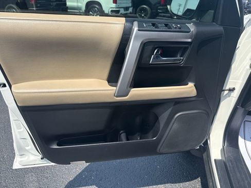 Used 2021 Toyota 4Runner SR5 RWD image 11