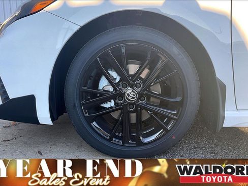 New 2026 Toyota Camry SE image 15