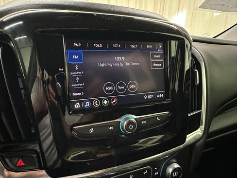 Used 2020 Chevrolet Traverse LS w/ LPO, Floor Liner Package FWD image 28