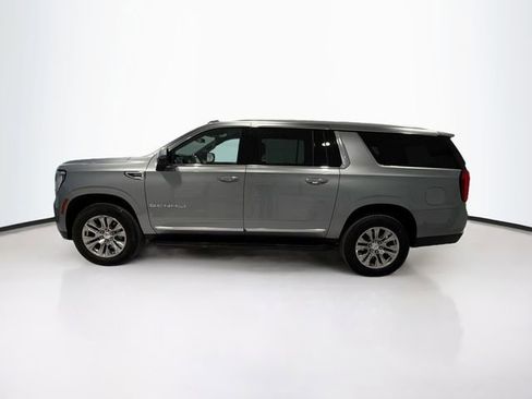 Certified 2025 GMC Yukon XL Denali image 4