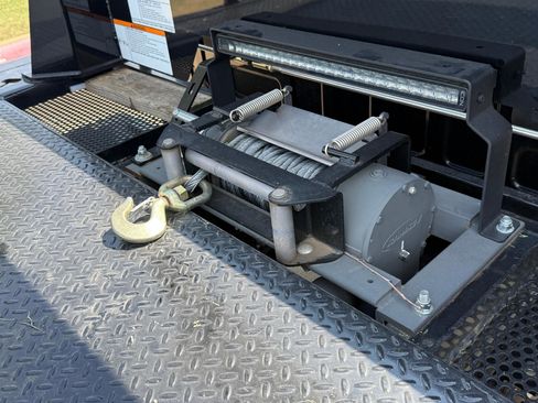 Used 2024 RAM 5500 SLT w/ Quick Order Package 2YG SLT image 9