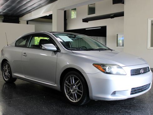 Used 2008 Scion tC FWD image 1