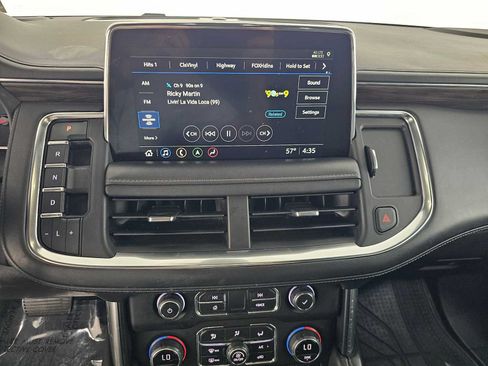 Used 2021 Chevrolet Suburban LT w/ Rear Media and Nav Package AWD/4WD image 26