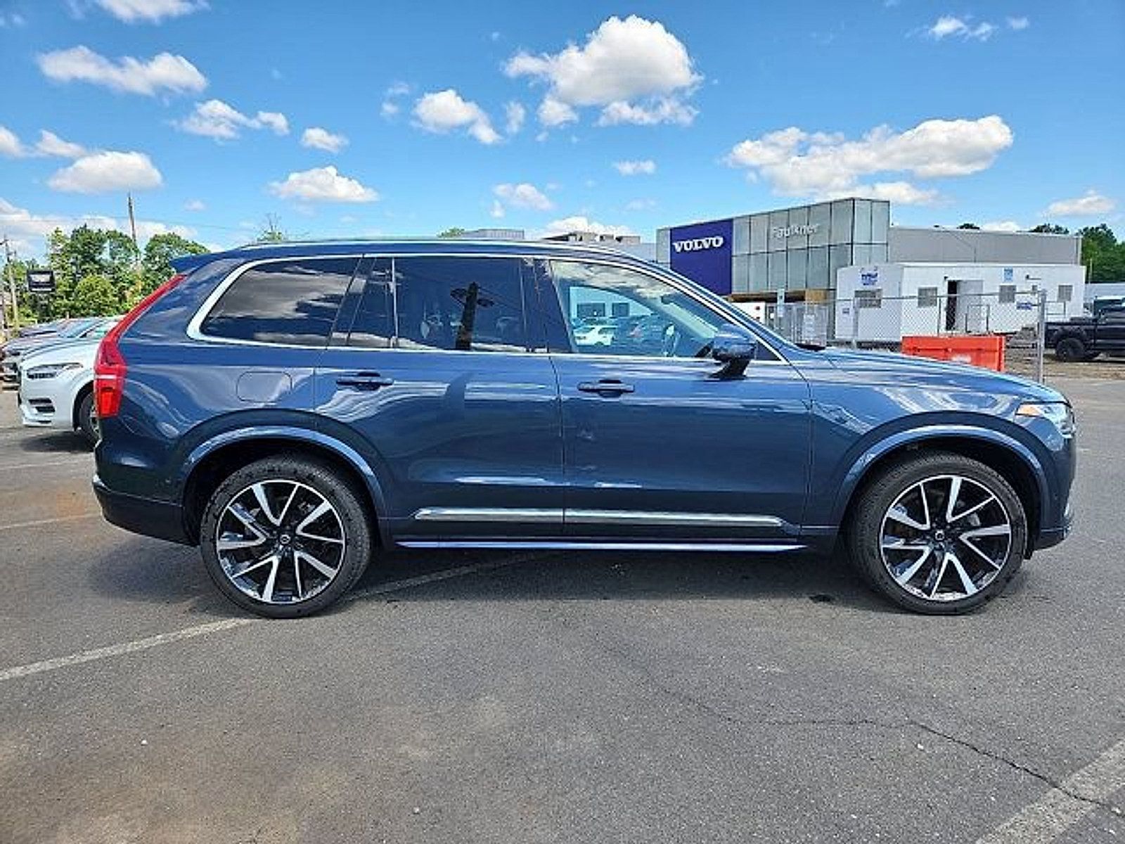 Used 2024 Volvo XC90 B6 Plus w/ Protection Package Premier AWD/4WD image 7