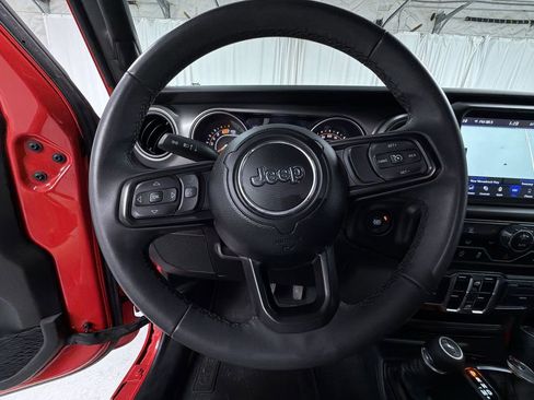 Used 2023 Jeep Wrangler Unlimited Sport w/ Sun And Sound Package AWD/4WD image 9