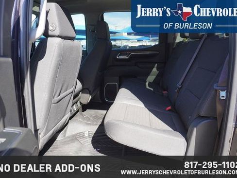 Used 2024 Chevrolet Silverado 1500 LT AWD/4WD image 6