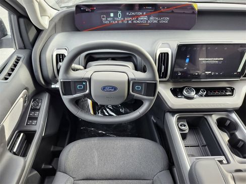 New 2026 Ford Expedition Max Active image 13