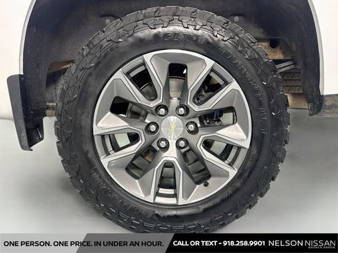 Used 2021 Chevrolet Silverado 1500 RST AWD/4WD image 29