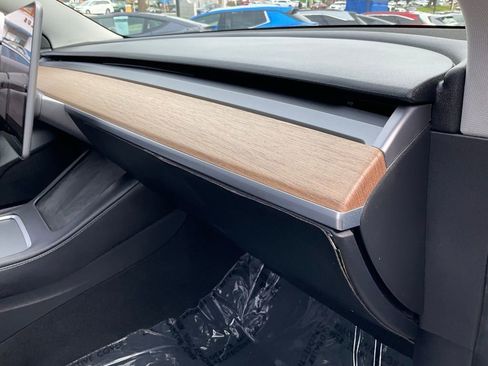 Used 2021 Tesla Model 3 Standard Range Plus RWD image 68