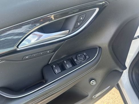 Certified 2022 Buick Envision Essence w/ Technology Package II image 24