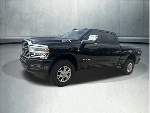 Used 2024 RAM 2500 Laramie AWD/4WD image 1