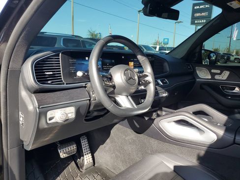 Used 2025 Mercedes-Benz GLS 450 4MATIC image 20