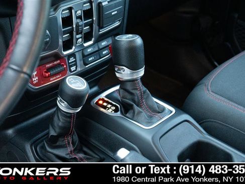 Used 2023 Jeep Wrangler Unlimited Rubicon w/ Safety Group image 32