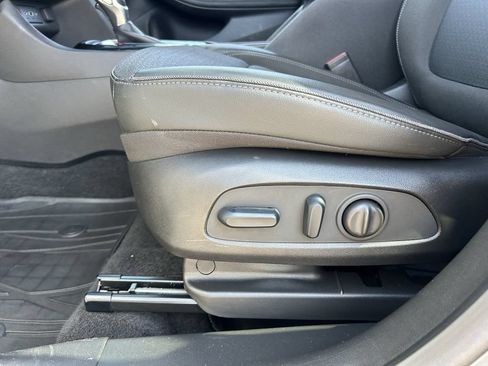 Used 2023 Buick Encore GX Select w/ Experience Buick Package FWD image 26