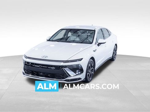Used 2025 Hyundai Sonata SEL FWD image 1
