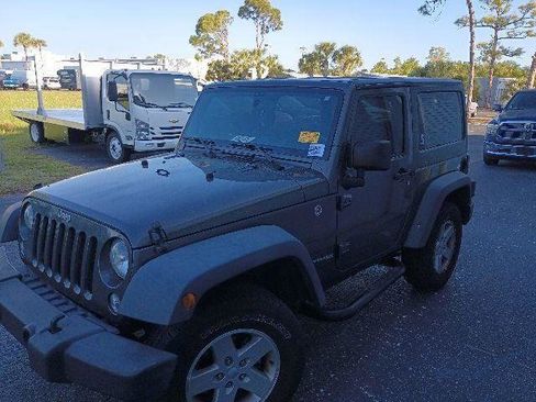 Certified 2018 Jeep Wrangler Sport AWD/4WD image 2