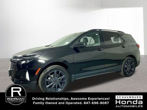 Used 2023 Chevrolet Equinox RS image 2