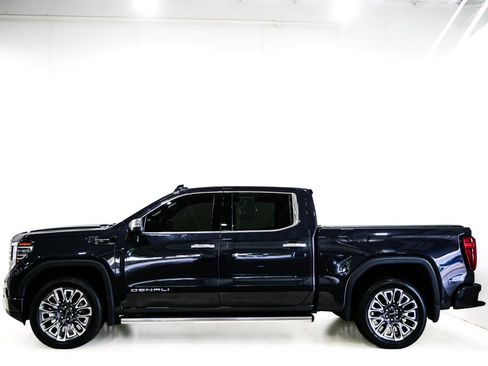 Used 2024 GMC Sierra 1500 Denali Ultimate AWD/4WD image 5