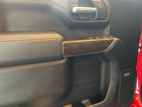 Used 2019 Chevrolet Silverado 1500 LT Trail Boss AWD/4WD image 23