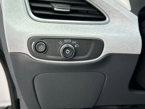 Used 2019 Chevrolet Bolt LT image 15