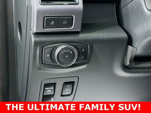 Used 2019 Ford Expedition Platinum image 31