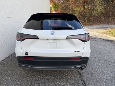 Used 2023 Honda HR-V Sport image 17