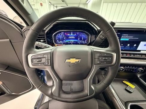 Certified 2025 Chevrolet Silverado 2500 LTZ w/ LTZ Premium Package AWD/4WD image 11