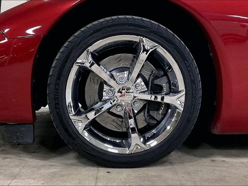 Used 1997 Chevrolet Corvette Coupe RWD image 9