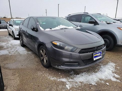 Used 2015 Dodge Dart SXT image 1